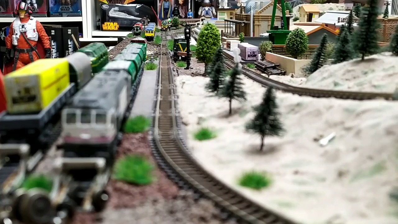 Rápido Murcia - Caravaca en maqueta La Aguada. #modelismoferroviario #ferromodelismo