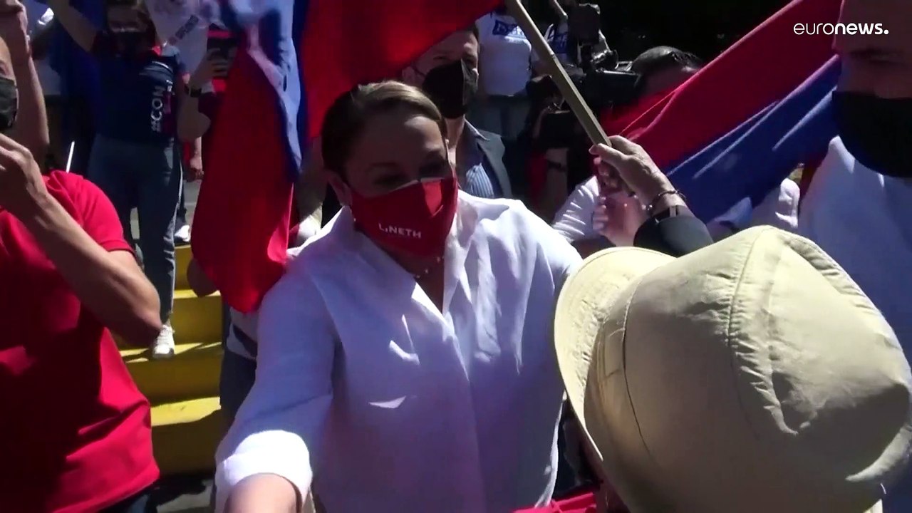 El coronavirus irrumpe en las elecciones de Costa Rica