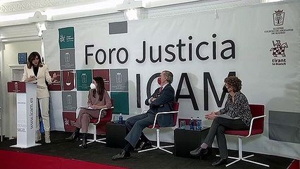 Irene Montero dice que "la riqueza está en manos de blancos heterosexuales"