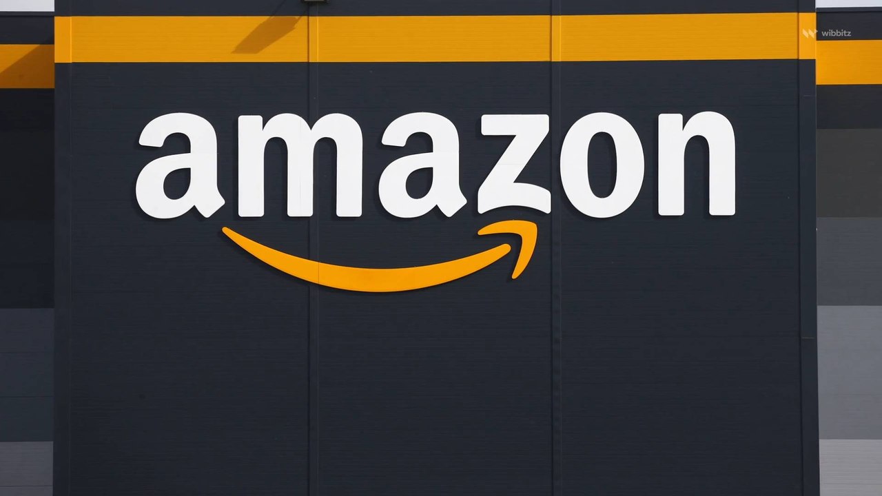 Amazon To Open Brick and Mortar Clothing Store