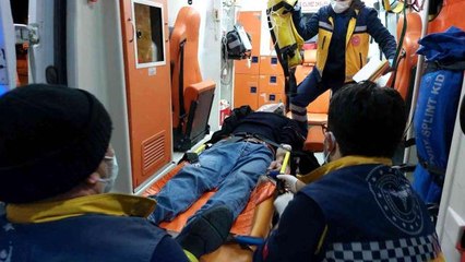 Son dakika: Adam bıçaklayıp kaçtı, evini ateşe vererek yaktı