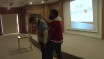 Son dakika haberi: Elazığ'da Kızılay tarafından hastane çalışanlarına ilk yardım eğitimi verildi