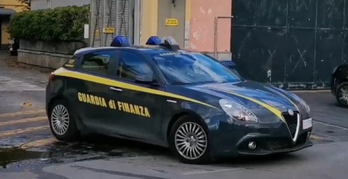 Torre Annunziata (NA) - Evasione fiscale: sequestri per oltre 17 milioni a società edile (21.01.22)