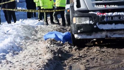Malatya Battalgazi'de karda kayarak kamyonun altına giren kadın feci şekilde yaşamını yitirdi