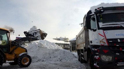 VAN'DA 816 YERLEŞİM YERİNİN YOLU ULAŞIMA AÇILDI