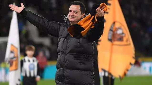 Fenerbahçe'nin genç forveti Allahyar, Acun Ilıcalı'nın satın aldığı Hull City'e transfer oluyor