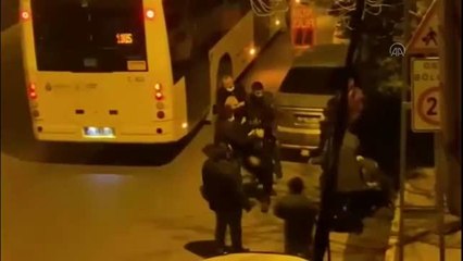 Sultanbeyli'de otobüs şoförünü darbeden 3 şüpheli gözaltına alındı
