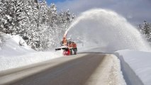 KASTAMONU - 1 metreyi aşan karla mücadele sürüyor (2)