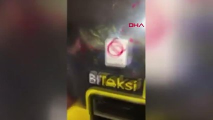 TURİSTLERE DEHŞETİ YAŞATAN TAKSİCİ: ARAÇTA OLDUĞUNU FARKETMEDİM