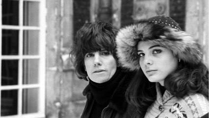 VOICI : "Ça aurait dû m’alerter" : Nadine Trintignant revient sur un SMS envoyé par Marie avant sa mort