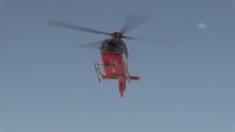 Son dakika haber... DİYARBAKIR - Ambulans helikopter nefes darlığı yaşayan hasta için havalandı