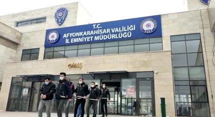 Son dakika haberi... AFYONKARAHİSAR - Uyuşturucu operasyonunda 3 zanlı tutuklandı