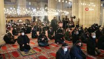 Selimiye Camii'nde son Cuma namazı kılındı