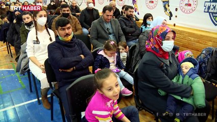 Bakü Türk Anadolu Lisesi'nde karne ve ödül heyecanı