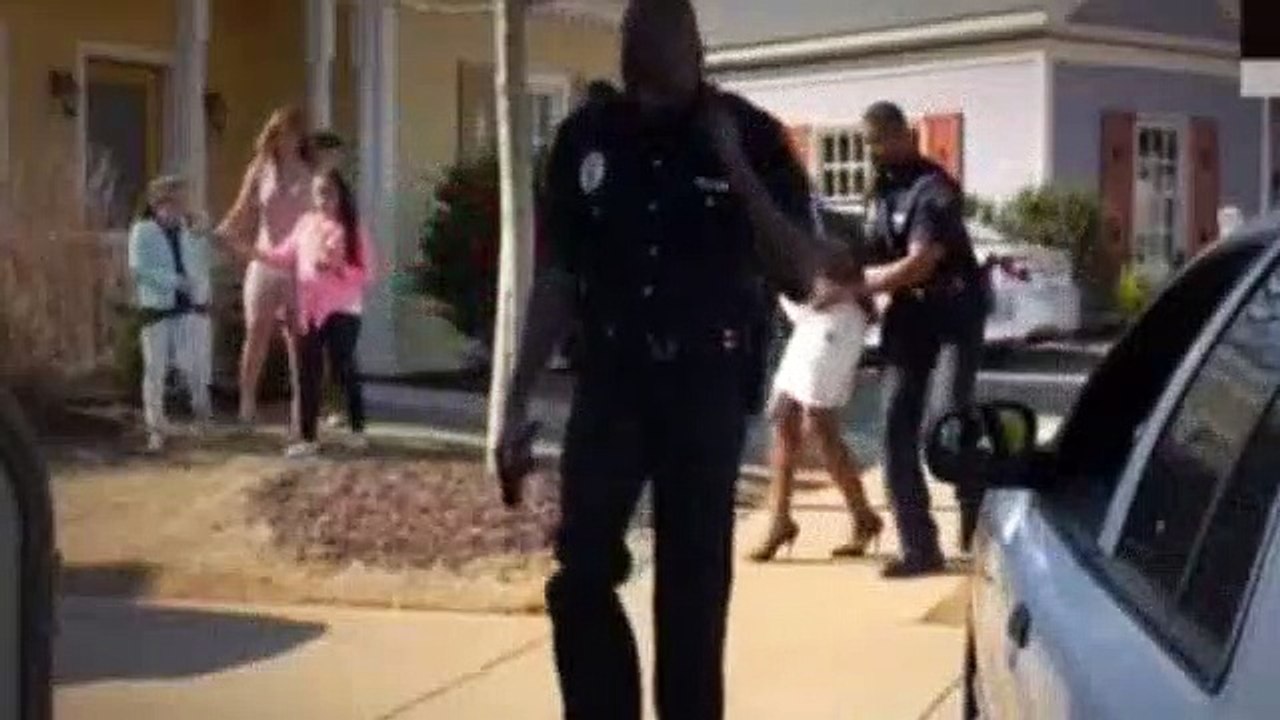 If Loving You Is Wrong S03E01 A Neighborhood In Crisis