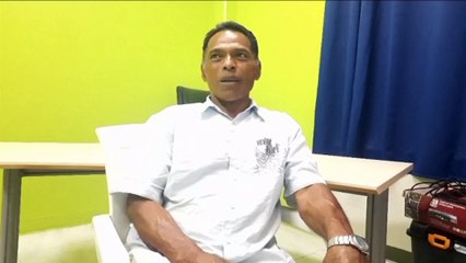 El hombre que sobrevivió el desastre de Tonga después de un día en el mar