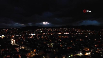 Kar öncesi şehir kara bulutlara teslim oldu