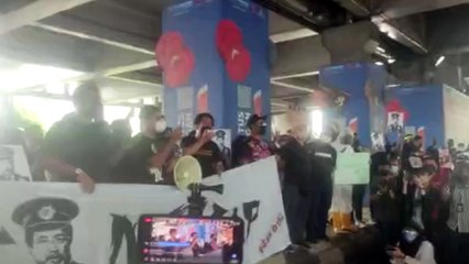 'Salahkah kita marah?' - Adam Adli ketuai demo #TangkapAzamBaki