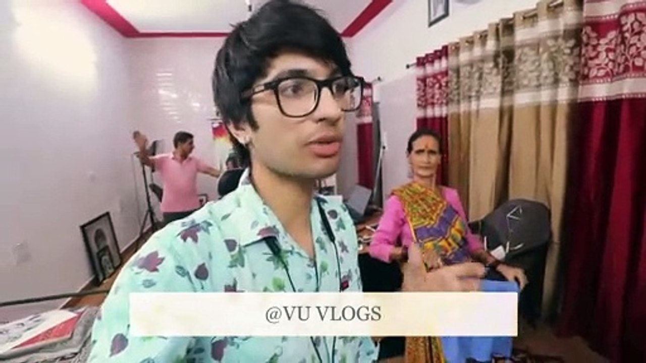 @SAURAVJOSHI YEH KYA KAR RAHA HAI..........