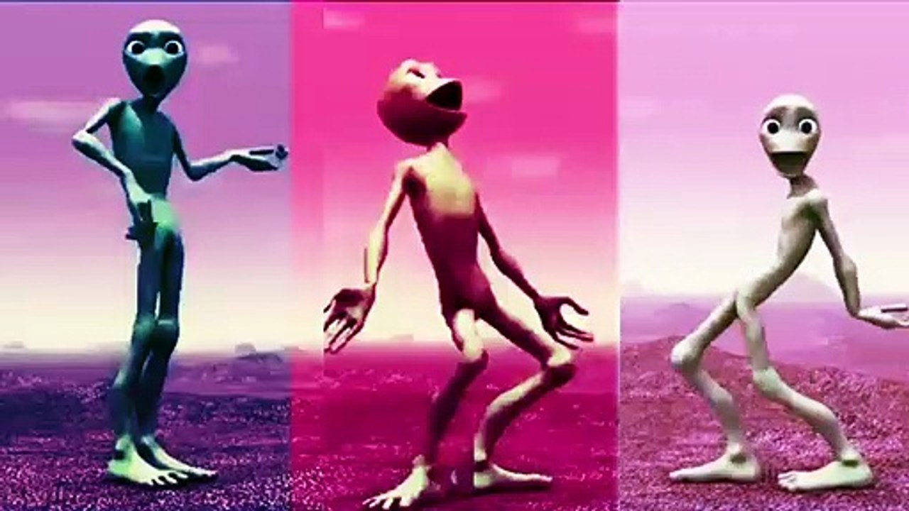 Alien dance with song Dame tu cosita/Alien dance/Alien song/Funny video ...