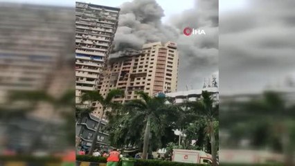 Mumbai'de 20 katlı binada yangın: 7 ölü, 15 yaralı