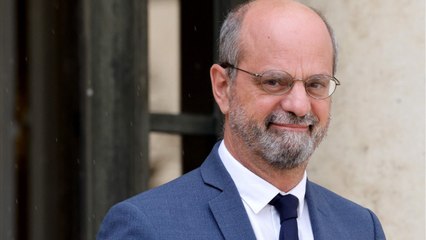 GALA VIDEO - Jean-Michel Blanquer lâché par ses collègues après ses vacances à Ibiza : "La séquence est mortelle pour lui"