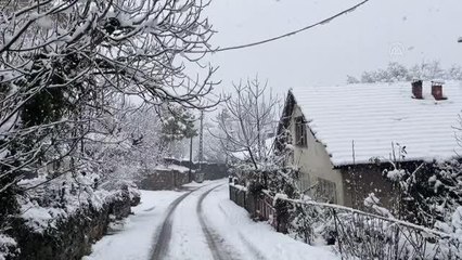 Kar yağışı etkisini sürdürüyor