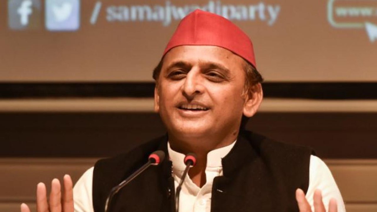 Will give 22 lakh jobs in IT sector, says Akhil...