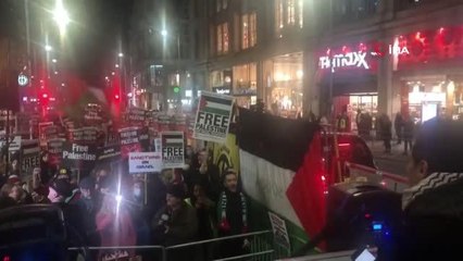 Download Video: İsrail'in Londra Büyükelçiliği önünde Şeyh Cerrah protestosu