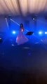اليسا تغني وترقص حافية القدمين في حفلها لدعم مرضى السرطان في مصر