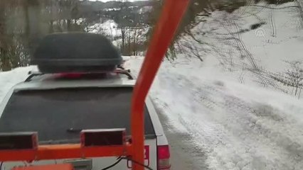 Yaylada mahsur kalan 2 hasta ve kedilerini AFAD kurtardı