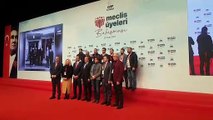 CHP İstanbul Meclis Üyeleri buluşmasında fonda Sezen Aksu çalındı