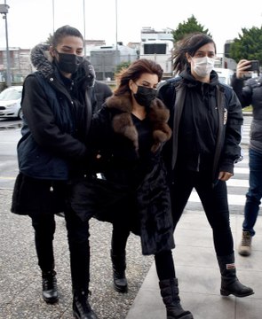 Sedef Kabaş, Cumhurbaşkanına hakaret soruşturması kapsamında tutuklandı