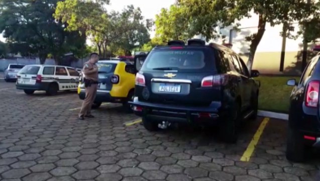 Motorista foge da polícia em Toledo e perseguição termina em Cascavel com três detidos