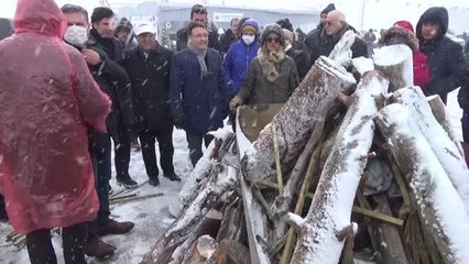 AFYONKARAHİSAR - KaravanFest Programı kapsamında kamp ateşi yakıldı