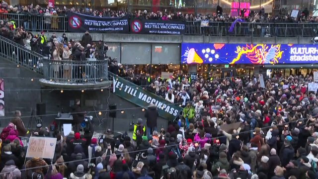Manifestations anti-pass, records de contaminations : le point sur l'épidémie de Covid en Europe