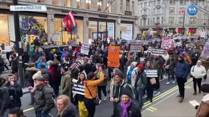 Aşı Karşıtları İngiltere'de Sokakta