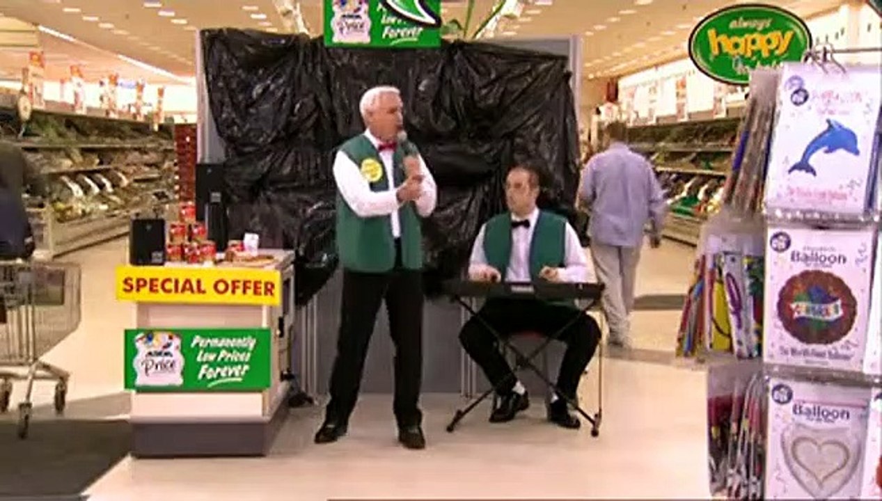 Phoenix Nights S02 E01