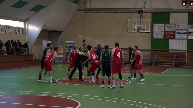 22.01.2022 Seniors 2 M Tursan Basket Chalosse 2 - Bordeaux Etudiants Club Basket 1e Partie