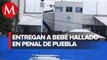 FGE de Puebla entrega cuerpo del bebé hallado en penal a sus padres, informa Reinserta
