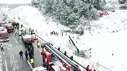 Yolcu otobüsü şarampole yuvarlandı: Ölü ve yaralılar var!