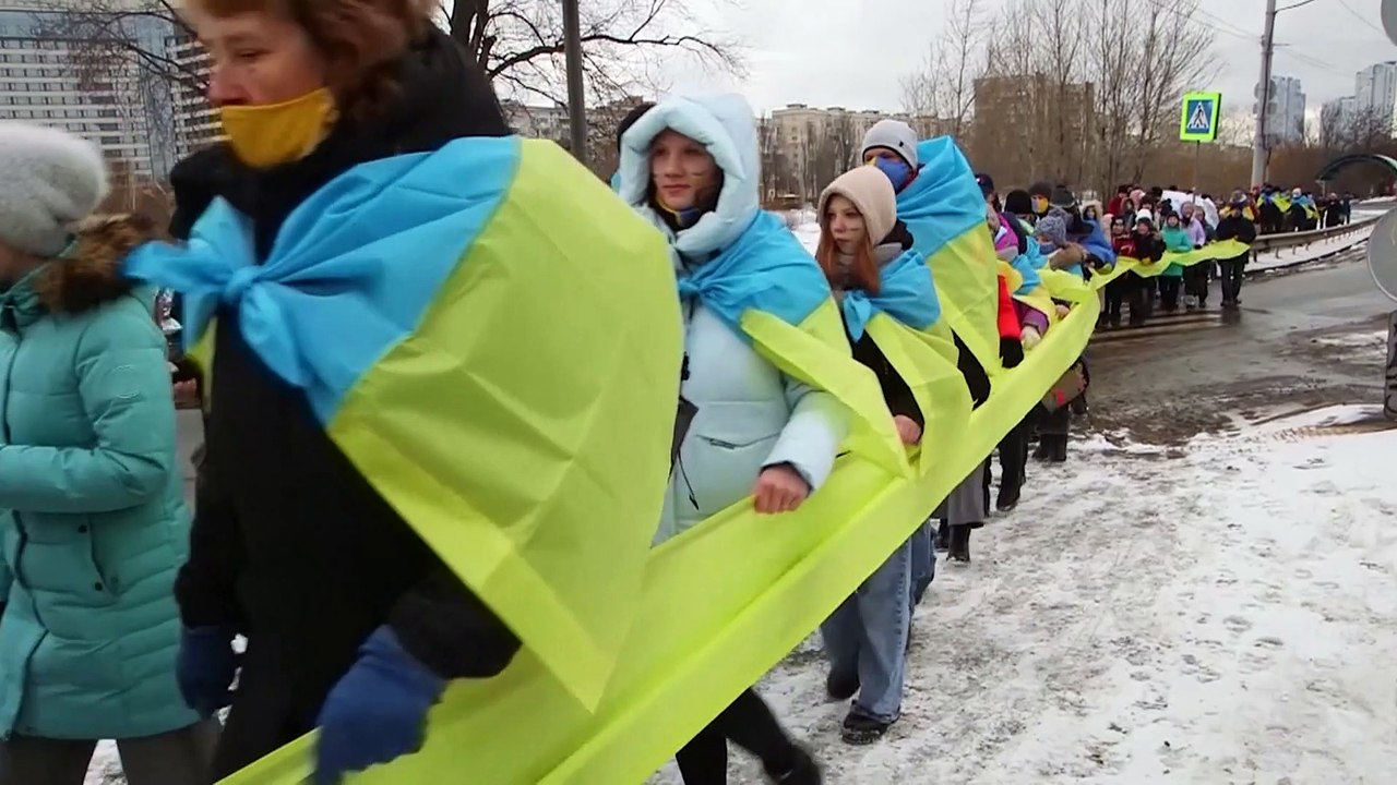 'Werden eine Spaltung nicht zulassen': Kiew feiert Tag der ukrainischen Einheit mit Menschenkette