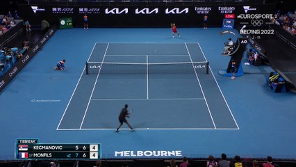 Monfils régale et empoche le 2e set : Revivez la fin du tie-break
