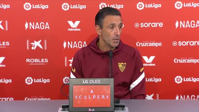 Pablo Sanz felicita a sus jugadores tras el empate ante el Celta: Hemos podido incluso ganar