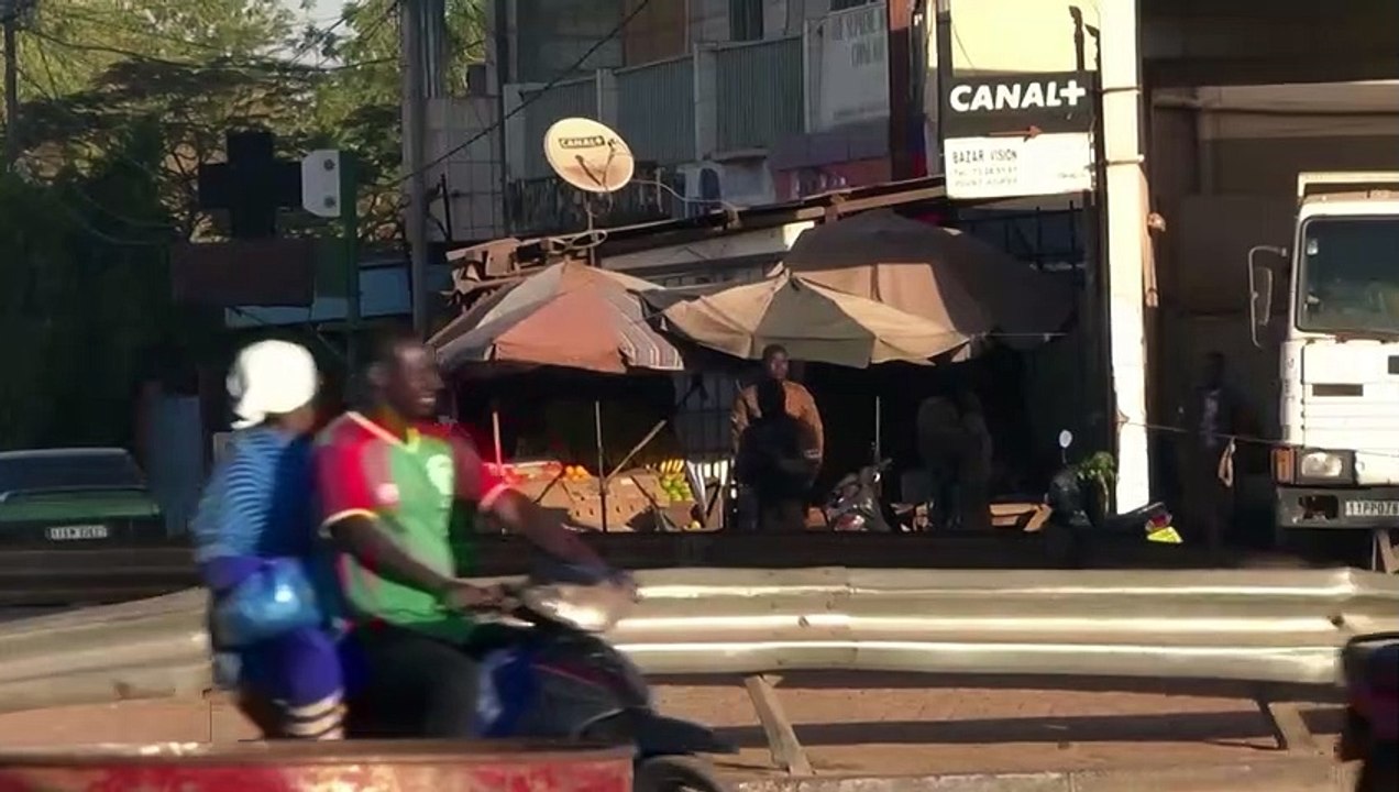 Heavy gunfire heard in Burkina barracks, gov't denies army takeover