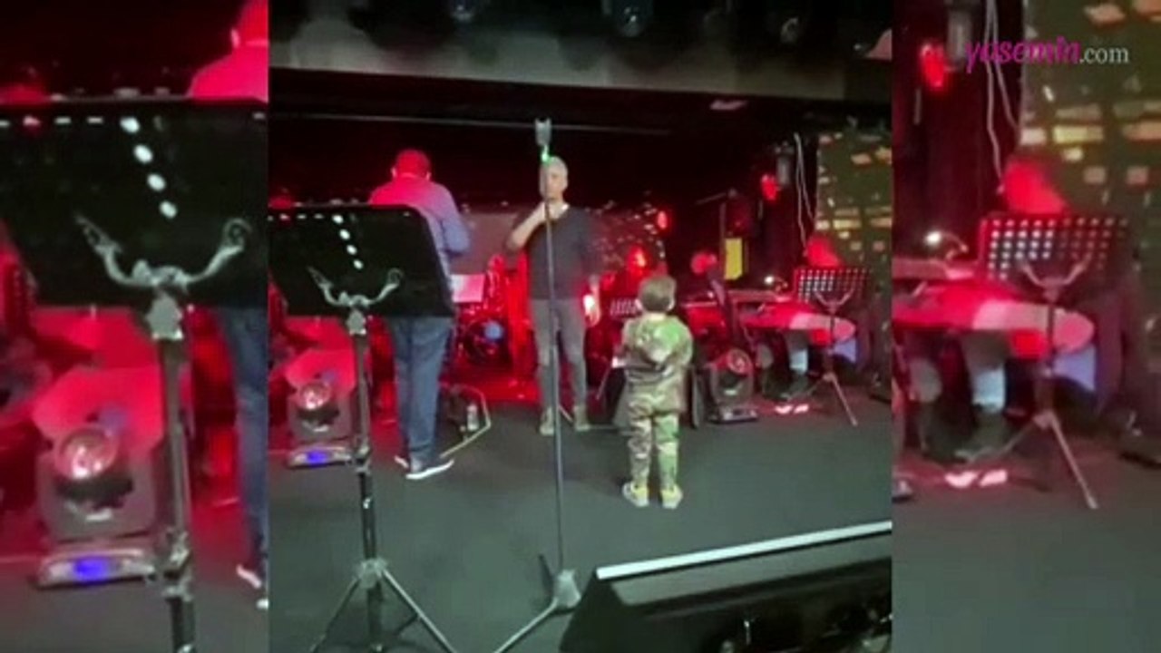 Özcan Deniz'den oğlu Kuzey ile sahneye çıktı! Görüntüler sosyal medyaya damga vurdu