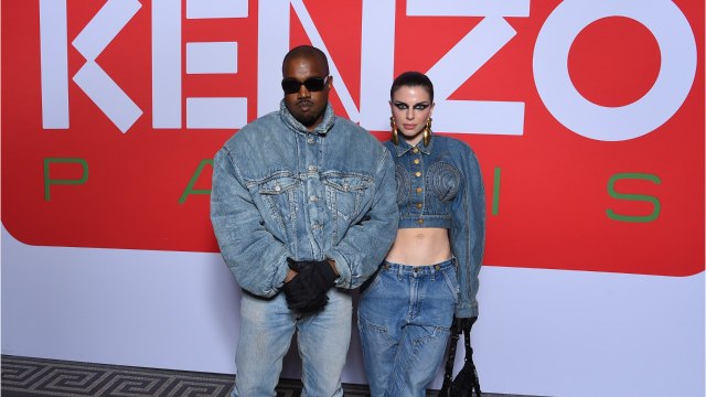 VOICI : Kanye West : Julia Fox accusée de sortir avec lui pour l'argent, sa réponse cinglante