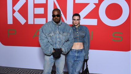 VOICI : Kanye West : Julia Fox accusée de sortir avec lui pour l'argent, sa réponse cinglante