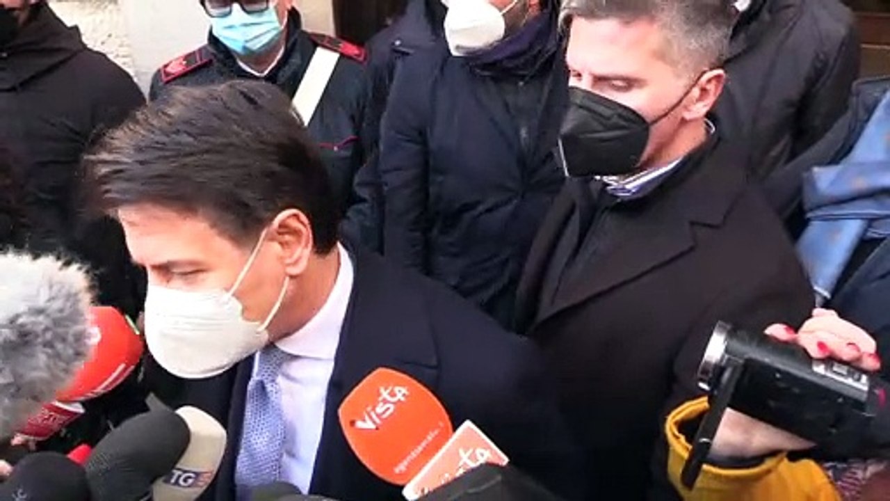 Quirinale, Conte: "Dopo il ritiro di Berlusconi, confronto con il centrodestra. M5S non pone veti"