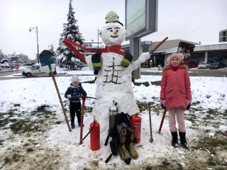 Bursa'da kardan itfaiyeye yoğun ilgi